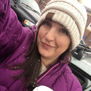 Meet your Posher, Stacy